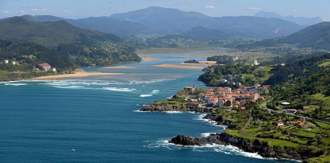 Alojamiento Gaztelugatxe Hotel Bermeo Eksteriør billede